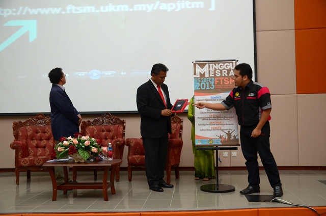 MMFTSM'13  0100